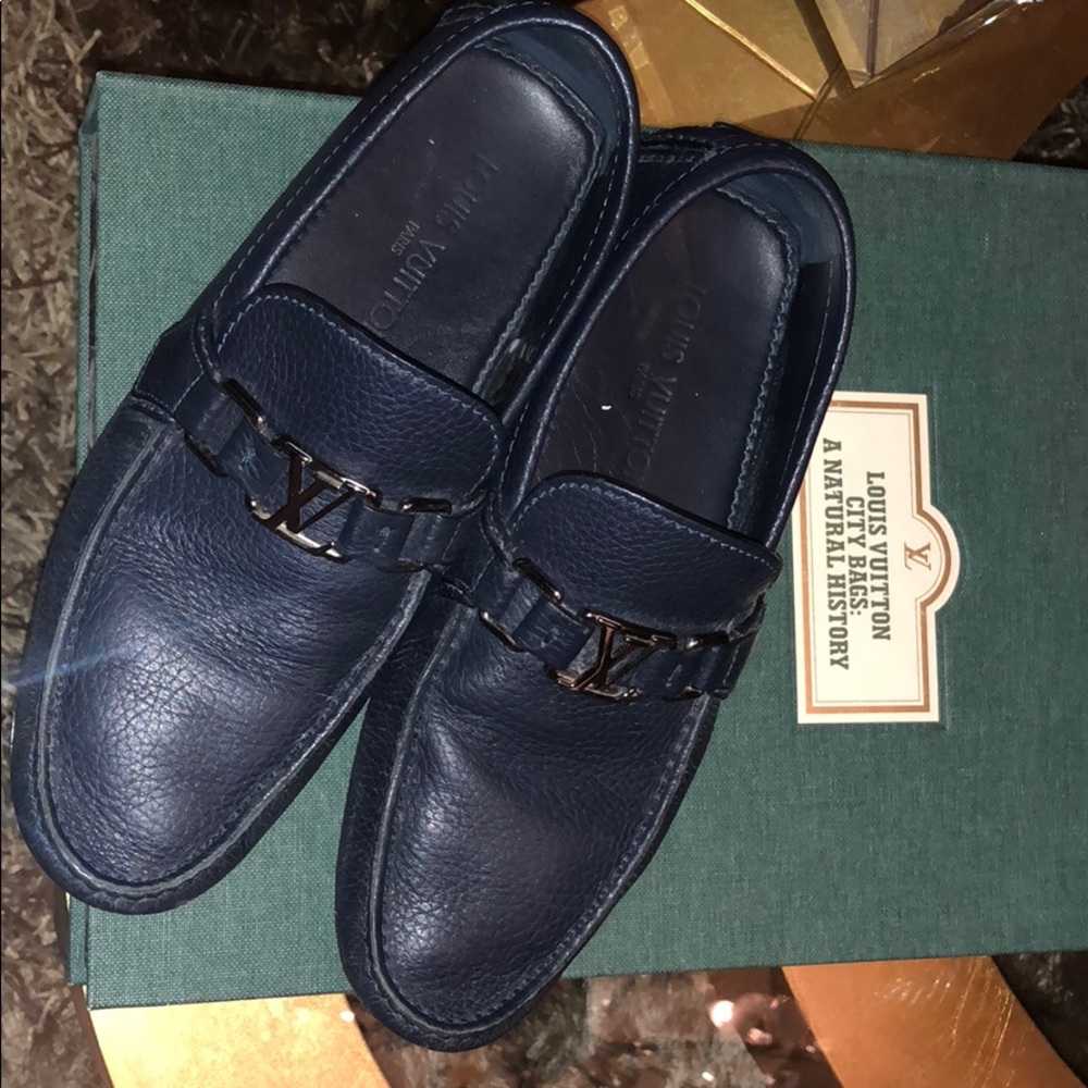 Three times used Louis Vuitton Blue shoes (6.5)